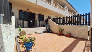Appartement à Daya Nueva. Planta baja con 2 dormitorios y 1 baño, aparcamiento privado, pi