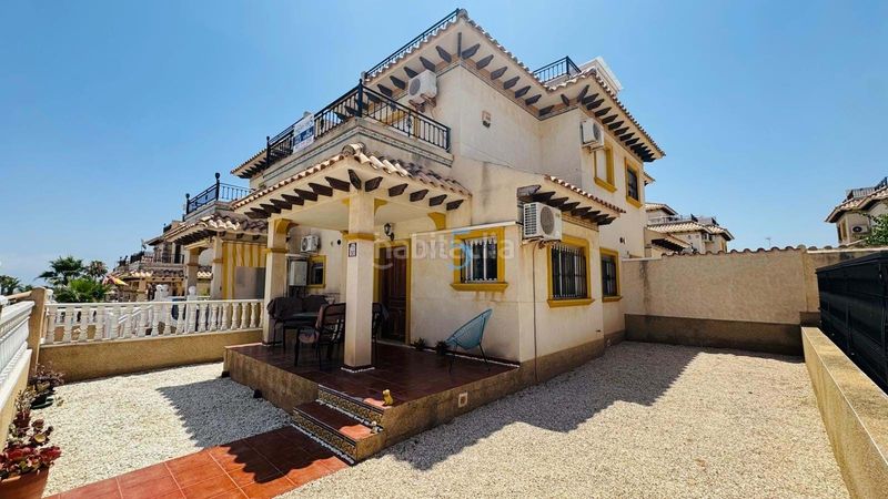 Foto 9560b5e8-5be5-4cc5-a31e-ab01d16d7f6b. Reihenhaus mit pool in Villamartín-Las Filipinas Orihuela