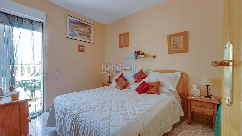Foto 4cd8fee4-4206-4da0-83d8-07fee613f126. Casa amb calefacció aparcament piscina a Zona Carrefour - Urbanizaciones Torrevieja