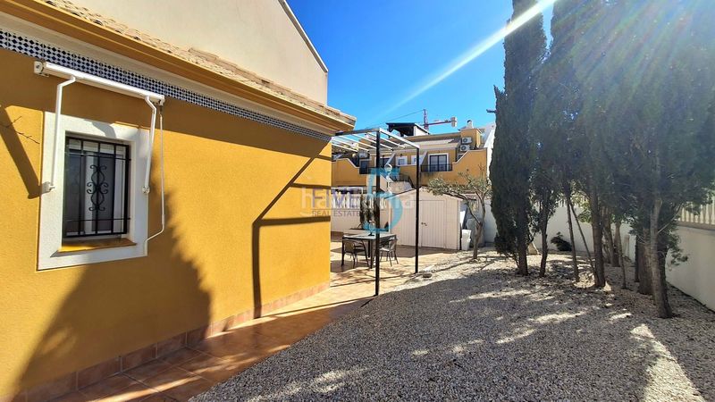 Foto b8f5de17-36b2-4b6b-b32e-500b5be90b01. Pis amb aparcament piscina a Los Arenales del Sol Elche / Elx