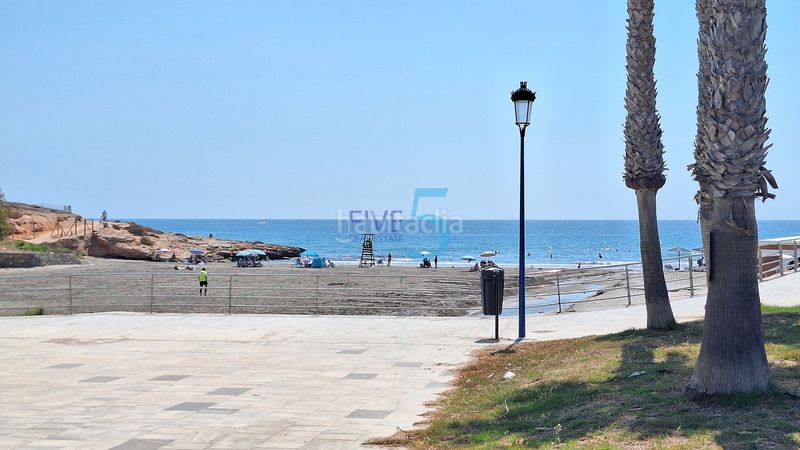 Foto d0253646-9413-44dd-a42a-18c17f47843b. Dúplex a Playa Flamenca Orihuela