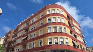 Pis a Puerto Deportivo. Llave en mano en torrevieja! se vende espacioso piso amueblado e