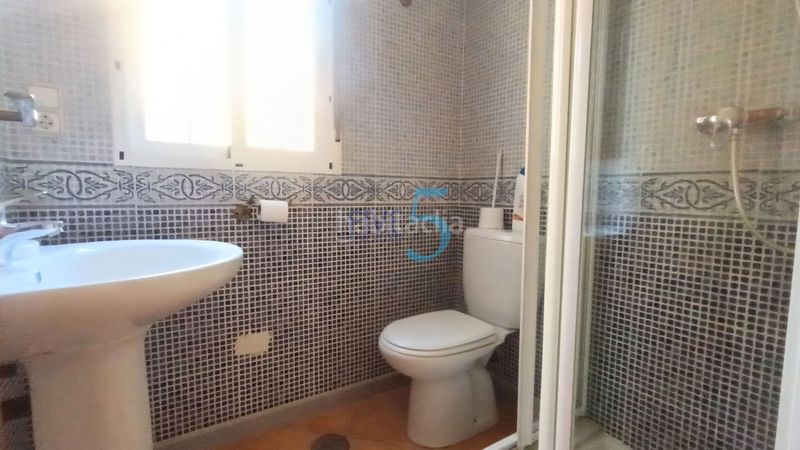 Foto 96cd5efe-0a91-4fe4-8538-4f003b3be673. Casa amb piscina a Algorfa