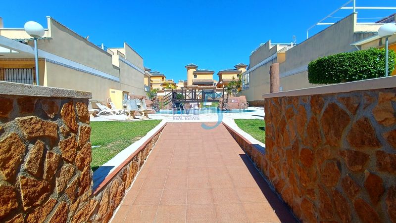 Foto 0736331d-9bd8-4284-b882-e89c8c5a0733. Casa amb calefacció piscina a Algorfa