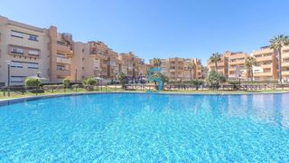 Àtic a Zeneta. Precioso ático de 2 habitaciones y 2 baños en la tranquila comun