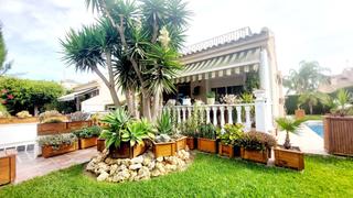 Maison  Calle cabo vidio. Increíble casa adosada de 4 dormitorios y 3 baños con piscina pr