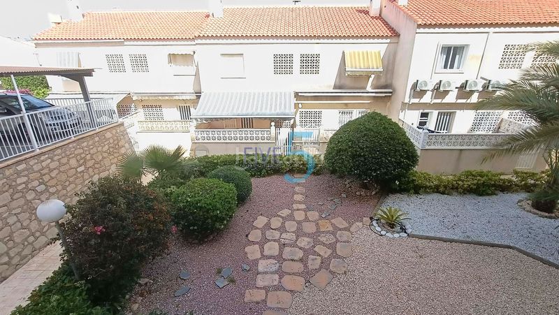 Foto a9e9946a-72cf-4d43-8566-a23ea0181591. Pis amb piscina a Los Arenales del Sol Elche / Elx