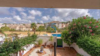 Pis a Villamartín-Las Filipinas. 5 real estate se complace en comercializar este apartamento supe
