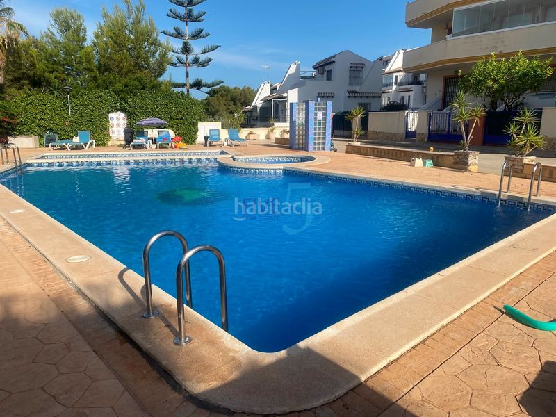 Foto b74e0228-1073-47be-805c-587cb0964376. Pis amb calefacció aparcament piscina a Villamartín-Las Filipinas Orihuela
