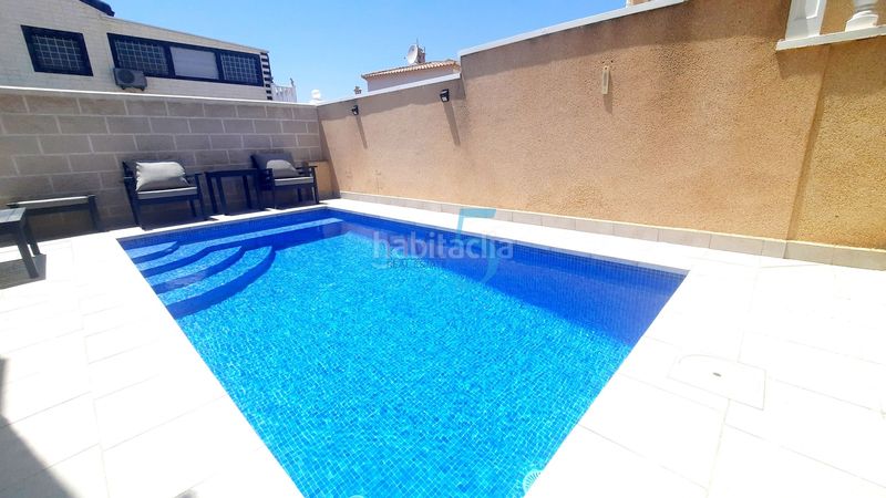 Foto 60fb9a66-2657-4ab7-af6f-ffc65d99c21f. Casa amb aparcament piscina a La Florida Orihuela