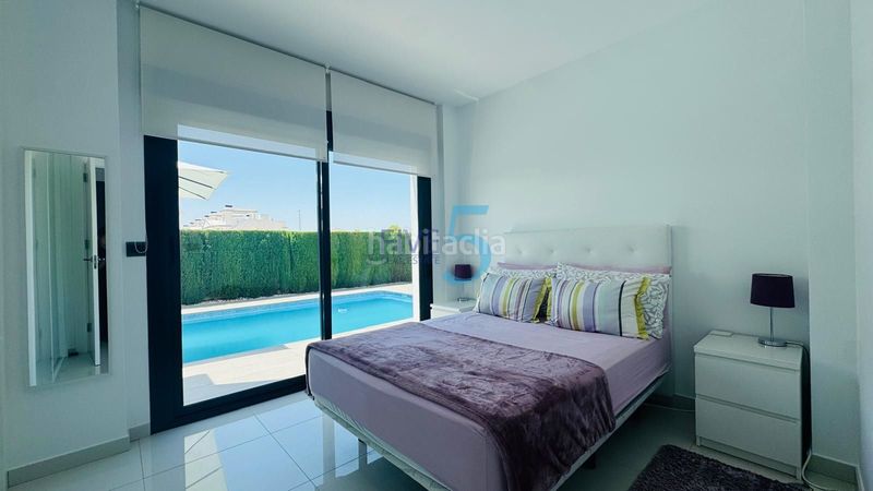 Foto b0561e51-9736-46db-8795-243ffc53ebc4. Casa amb aparcament piscina a Pueblo Bravo Rojales