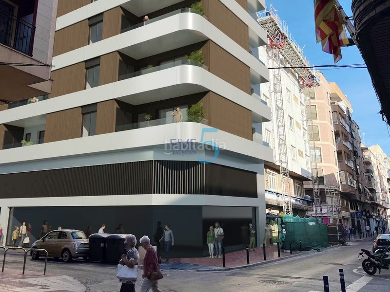 Foto cd9fc5c9-bce1-486d-b627-6dac12784f4a. Pis a Centro Santa Pola
