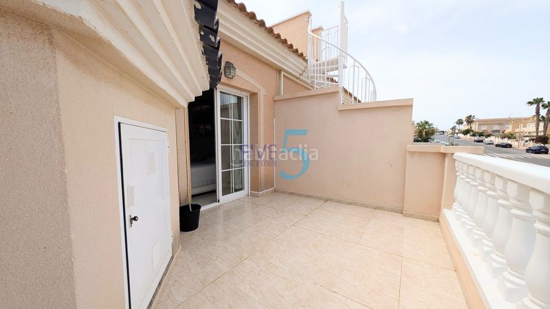 Foto fb8e6290-54d5-4ef3-b138-06b84090fc10. Casa amb calefacció piscina a Doña Pepa Rojales