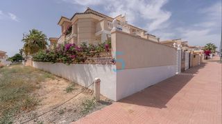 Casa a Doña Pepa. Combinando una vida interior generosa con un fantástico espacio