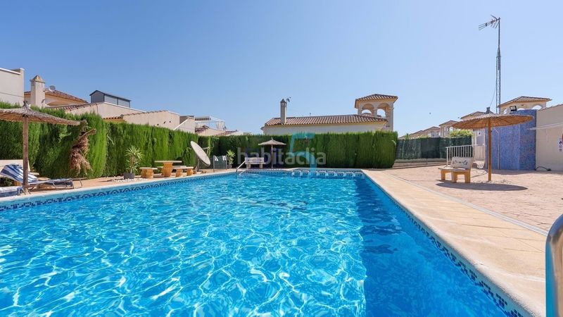 Foto 6d12f13b-d86d-4a65-bad4-93d24fb83225. Casa amb calefacció piscina a Benimar Rojales