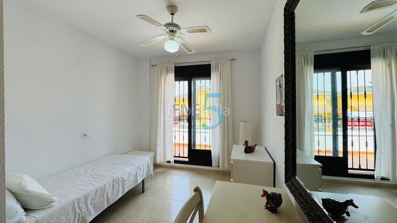 Foto 399f559d-4126-4bed-ac6c-662e3627dd5e. Casa amb piscina a Los Almendros Orihuela