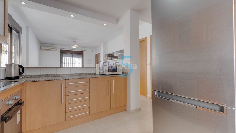 Foto 4b39b012-4656-4b61-986f-a82613c7cfd7. Casa amb aparcament piscina a Los Almendros Orihuela