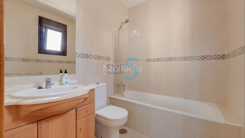 Foto b117d1b6-acef-4188-9e6a-ba2cec8fee2a. Casa amb aparcament piscina a Los Almendros Orihuela