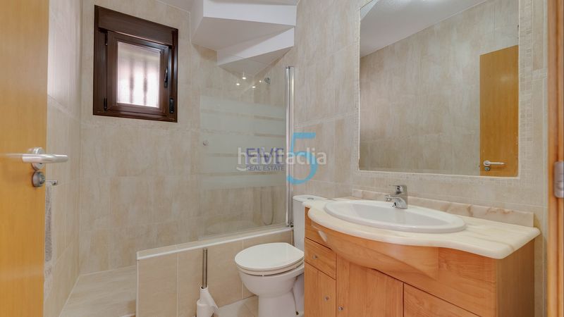 Foto d1d0e3ab-4abb-4264-9625-a7ad363fc7c6. Casa amb aparcament piscina a Los Almendros Orihuela
