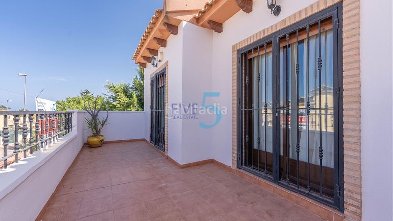 Foto e2c4992c-1320-454a-9c66-639fc66f45e3. Casa amb aparcament piscina a Los Almendros Orihuela