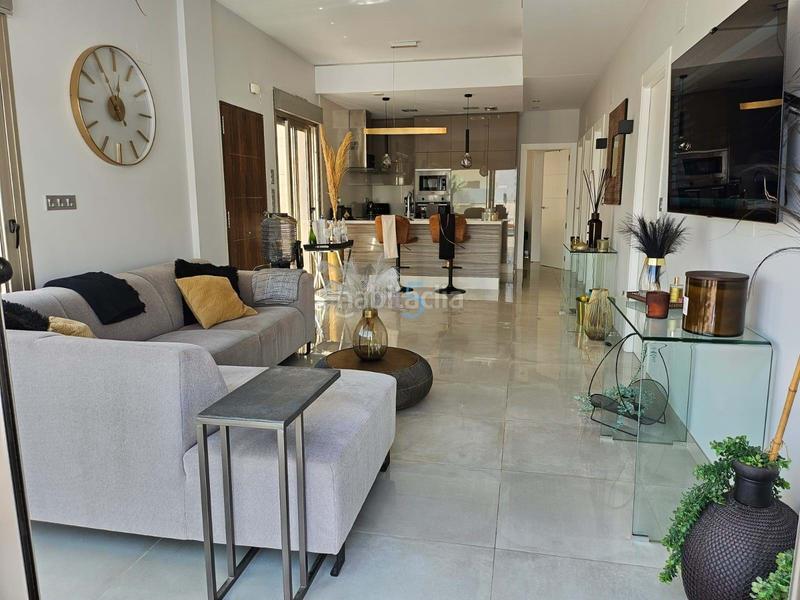 Foto 5fc973a5-6cca-49a6-9e68-dd9029f9aae4. Casa con riscaldamento piscina in Los Almendros Orihuela