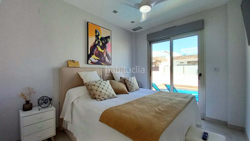 Foto d870f517-1da3-4347-bb95-93d0e9712c7f. Casa con riscaldamento piscina in Los Almendros Orihuela