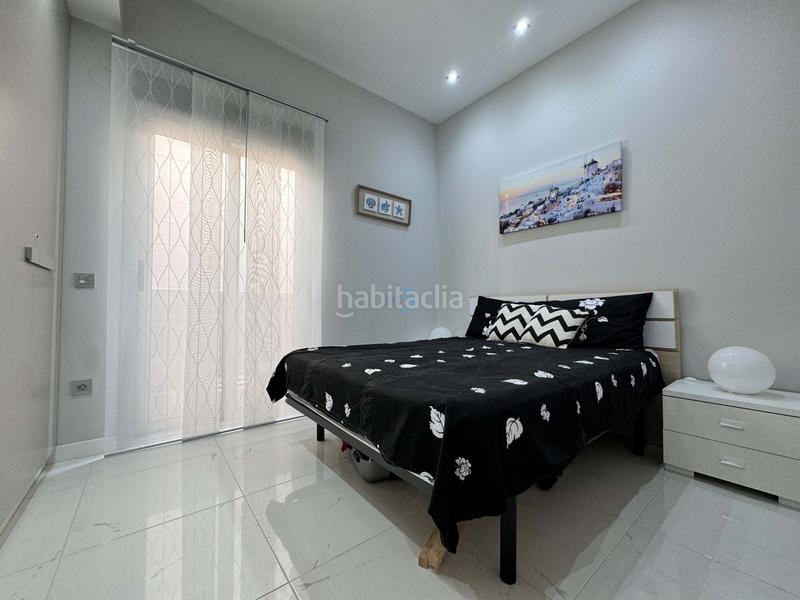 Foto 5be2d78e-e854-4de7-8742-3a991af21f3e. House with heating pool in Los Almendros Orihuela