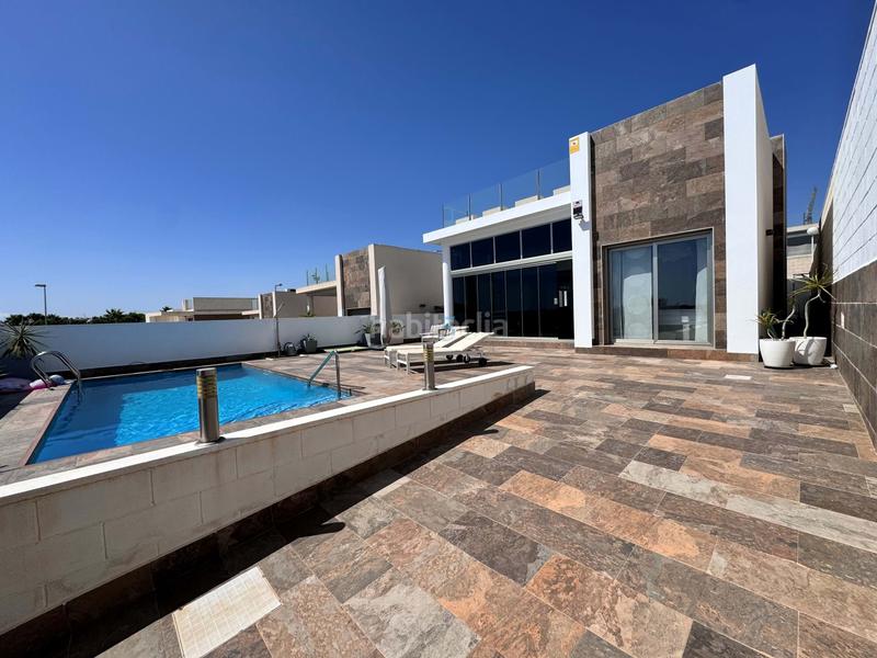 Foto e56d30d7-b8bb-44a7-8f1f-5baa8f50e571. House with heating pool in Los Almendros Orihuela