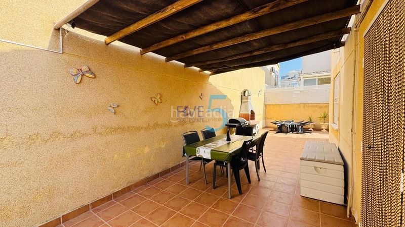 Foto 84acbd3e-39f4-4e00-87be-4c688f6b4a5e. Casa amb aparcament piscina a La Florida Orihuela