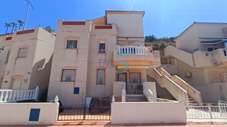 Pis a La Marquesa. Raro apartamento modernizado de 3 dormitorios y 2 baños en la úl