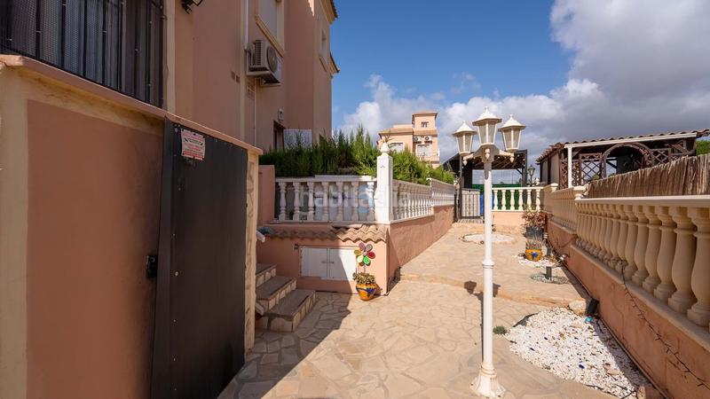 Foto 832b1427-752f-42ae-b1af-638c71ae329e. Casa adossada amb piscina a Playa Flamenca Orihuela