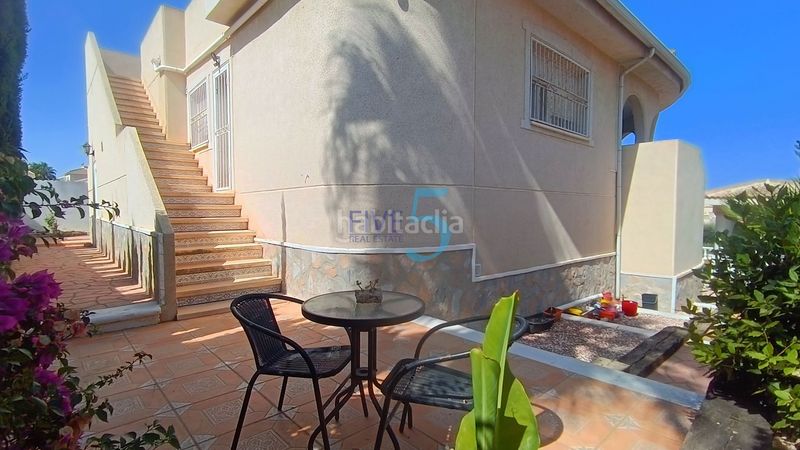 Foto c8396b54-23e5-4b83-99e8-5db109c9eded. Casa amb calefacció aparcament piscina a La Fiesta Rojales