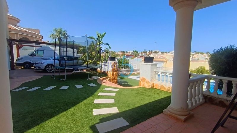 Foto d687cd90-5daa-4e8e-b4ff-d6628304d861. Casa amb calefacció aparcament piscina a La Fiesta Rojales