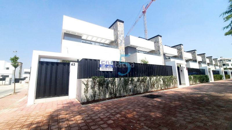 Foto 744ae60e-f9e7-43c5-8095-f59bb2a9f252. Casa amb calefacció aparcament piscina a Mar Menor golf Torre - Pacheco