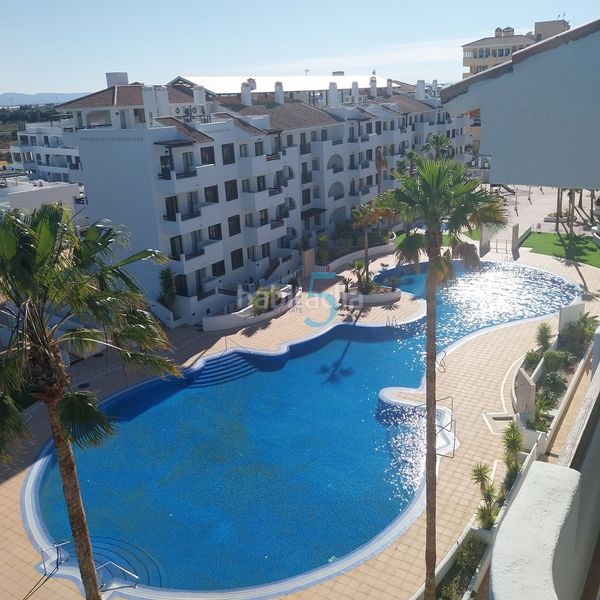 Foto 1d3bc542-9b9d-4347-b279-4ccd3a9cff6c. Pis amb calefacció aparcament piscina a Las Lomas de Rame-Bahía Bella Alcázares (Los)