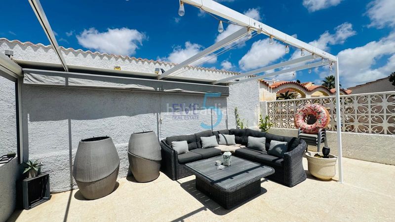 Foto 0ee3f19a-f304-4a48-bfbe-b8acfceef2ae. Casa amb aparcament piscina a Centro de la Ciudad Quesada Rojales