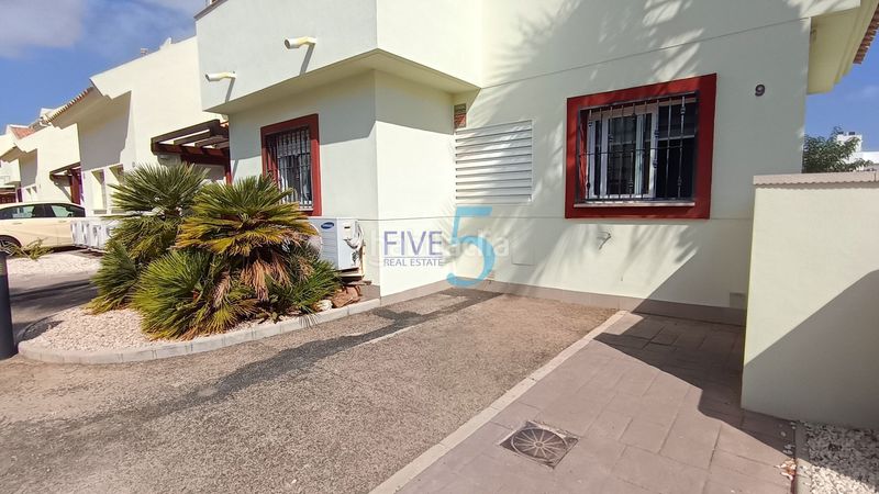 Foto 01db68fc-0a7d-4179-9267-0912edc4c9e7. Casa amb calefacció piscina a Lo Marabú Rojales