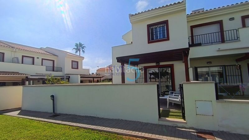 Foto 84bcaec6-e911-44e9-b267-438e8bf84001. Casa amb calefacció piscina a Lo Marabú Rojales