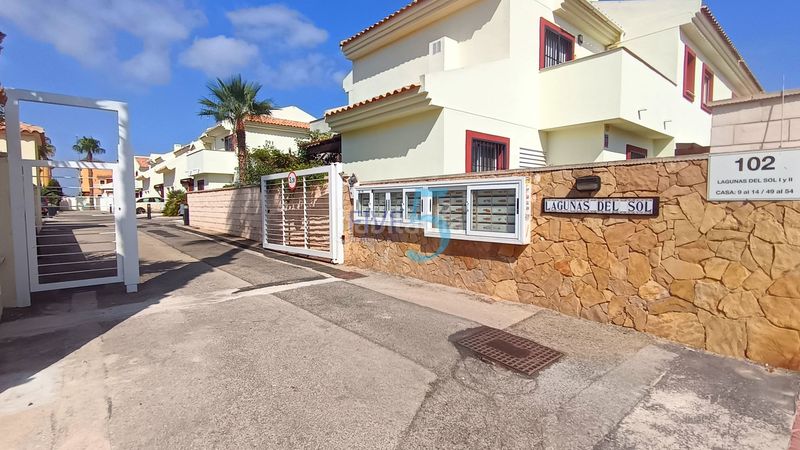 Foto 8801b4fb-3d04-450e-adbe-db6191ecaedc. Casa amb calefacció piscina a Lo Marabú Rojales