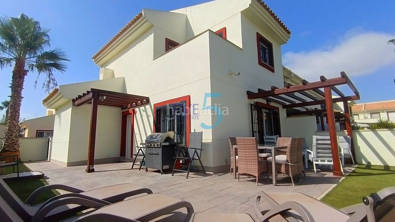 Foto d6dd93bf-9d83-4921-b077-9b182be1bc88. Casa amb calefacció piscina a Lo Marabú Rojales