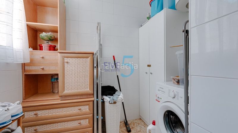 Foto c8fdbdd8-fbd7-49c8-8d50-ca006b694309. Pis amb aparcament piscina a Los Balcones y los Altos Orihuela