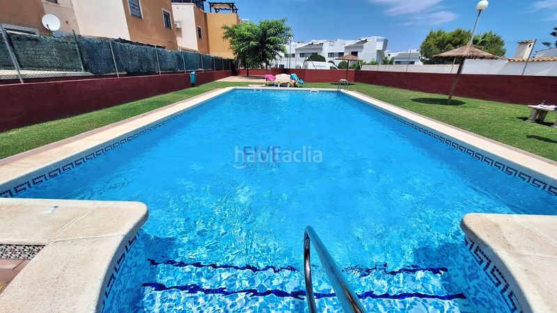 Foto 93452735-96c4-4b9e-bbb2-c872c458af9a. Pis amb aparcament piscina a La Florida Orihuela