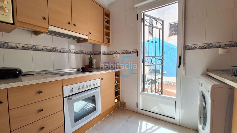 Foto c2d40eb9-5c33-4899-9273-14b0969f19c2. Pis amb aparcament piscina a La Florida Orihuela