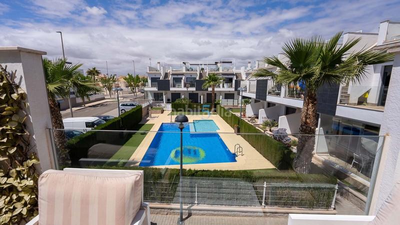 Foto 7c492c62-e1dd-4b6d-8e95-e77cd1ea889a. Estudi amb piscina a Pilar de la Horadada ciudad Pilar de la Horadada