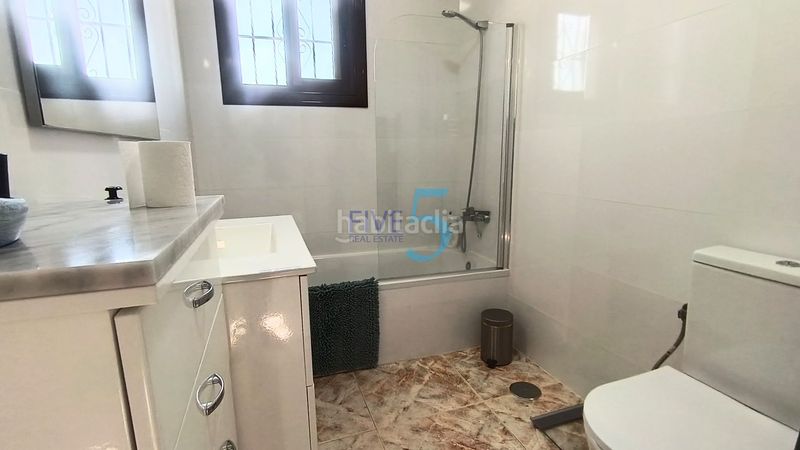 Foto 265b7b0f-5652-4a74-8936-6025bd2fd75d. Casa amb calefacció piscina a Benijófar