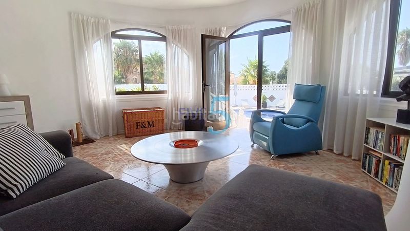 Foto 5fa2b78b-dcd1-439d-b7c8-f00e3a75d4c3. Casa amb calefacció piscina a Benijófar