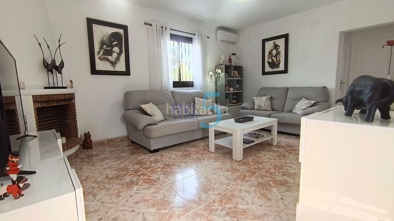 Foto bbad471b-4621-45ea-adb5-a506e4466f34. Casa amb calefacció piscina a Benijófar