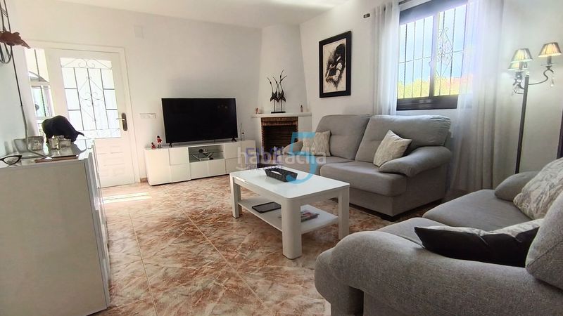 Foto f0272864-571a-4e52-ba3d-f80af97bb5cc. Casa amb calefacció piscina a Benijófar