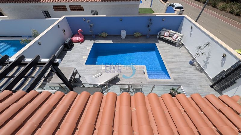 Foto 1c510580-9ff0-4e70-962e-190933010f05. Casa amb calefacció aparcament piscina a Campoamor Orihuela