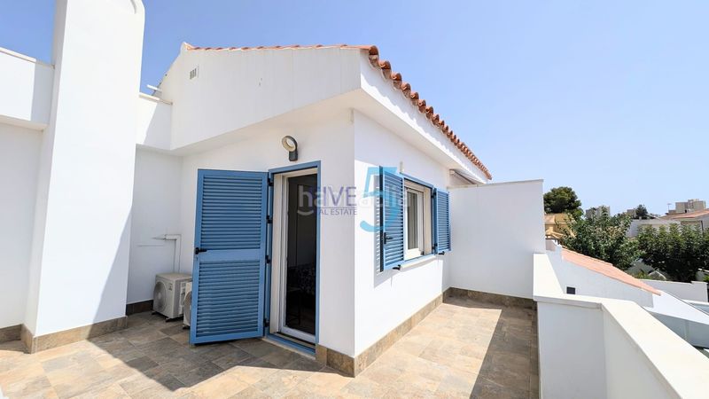 Foto a8f047c8-64cd-4207-82eb-d8987b17fac4. Casa amb calefacció aparcament piscina a Campoamor Orihuela